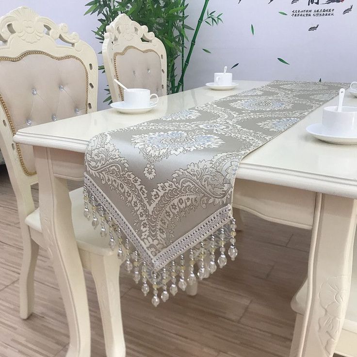 Table Runner